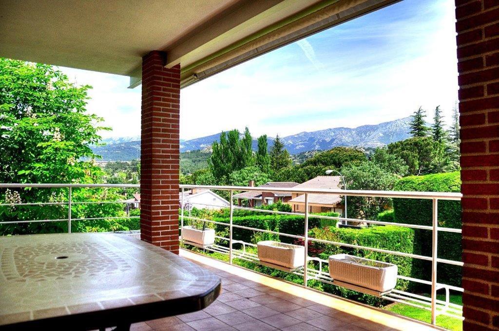 Casa Bellavista Becerril Villa Becerril de la Sierra Eksteriør billede